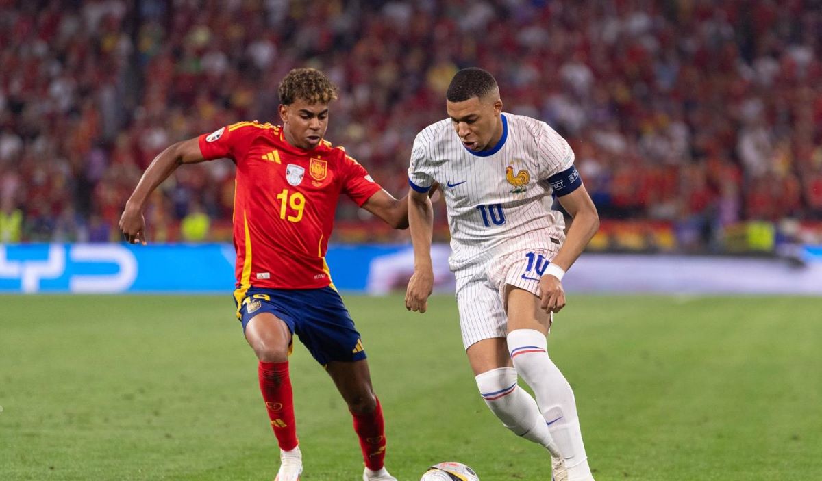 Ibrahima Konate Balas Ejekan Lamine Yamal: Prancis Siap Tempur Hadapi Spanyol di Semifinal Piala Dunia 2026